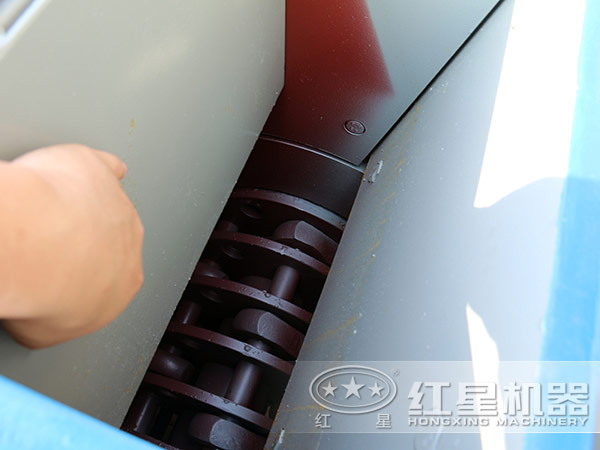 錘式破碎機局部細(xì)節(jié)