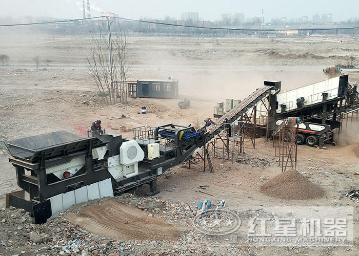 流動式建筑垃圾破碎機(jī)工作實拍