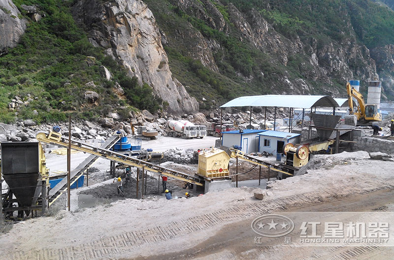 用于粉碎煤矸石的設(shè)備有哪些？?jī)r(jià)格多少一臺(tái)？