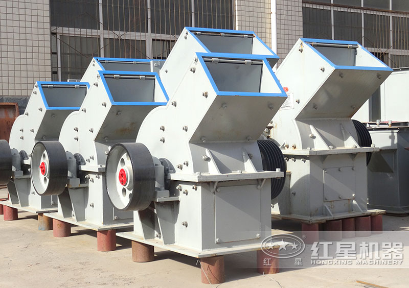 產(chǎn)量30噸錘式打砂機多少錢一臺，處理量由什么決定？