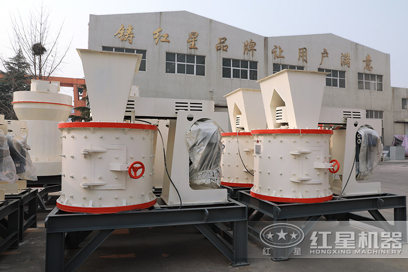 每小時(shí)10噸復(fù)合破碎機(jī)價(jià)格便宜，小型生產(chǎn)線必備